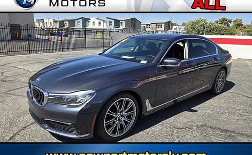 2016 BMW 740i
