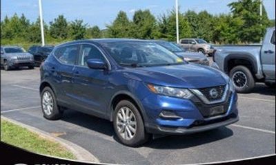 2021 Nissan Rogue Sport SV