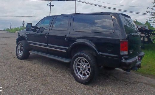 2005 Ford Excursion Limited