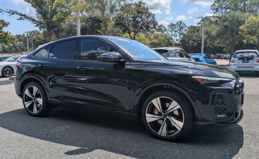 2026 Audi RS Q8 Quattro