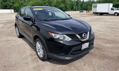 2017 Nissan Rogue Sport S