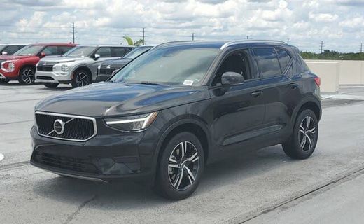 2023 Volvo XC40