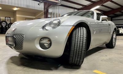 2007 Pontiac Solstice Base