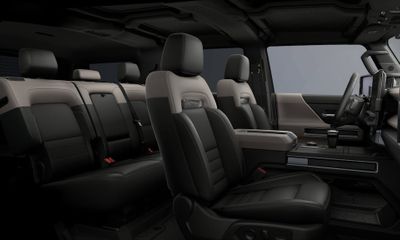2026 GMC Hummer EV SUV 2X
