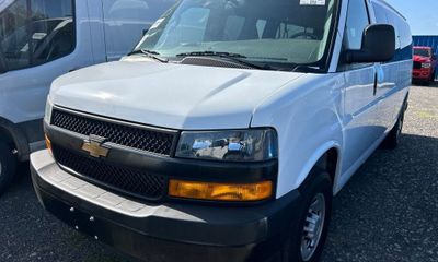 2025 Chevrolet Express LS EXT
