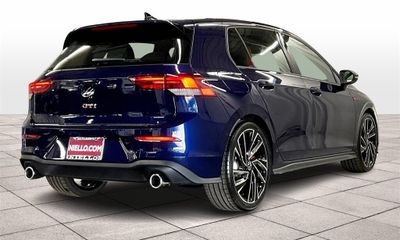 2023 Volkswagen Golf GTI Autobahn