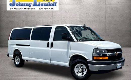 2025 Chevrolet Express LT EXT