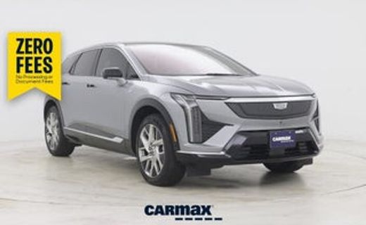 2025 Cadillac Optiq Luxury 1