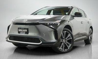 2024 Toyota BZ4X XLE