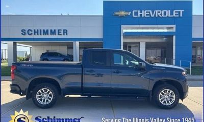 2020 Chevrolet Silverado RST