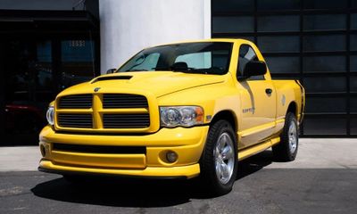 2004 Dodge Ram SLT