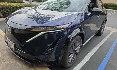 2024 Nissan Ariya Hatchback