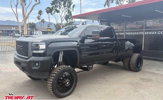 2017 GMC Sierra Denali