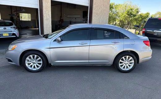 2013 Chrysler 200 Touring
