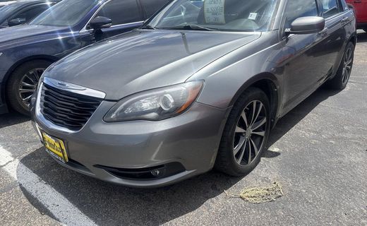 2013 Chrysler 200 Touring