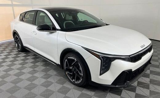 2026 Kia K4