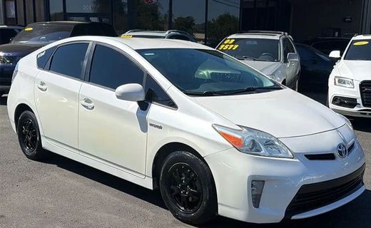 2013 Toyota Prius TWO