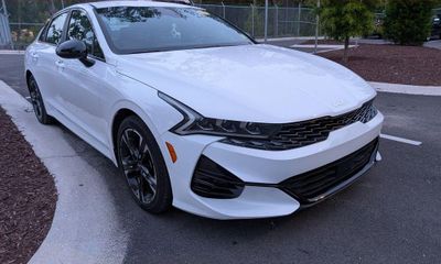 2023 Kia K5 GT Line