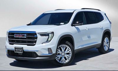 2024 GMC Acadia Uplevel