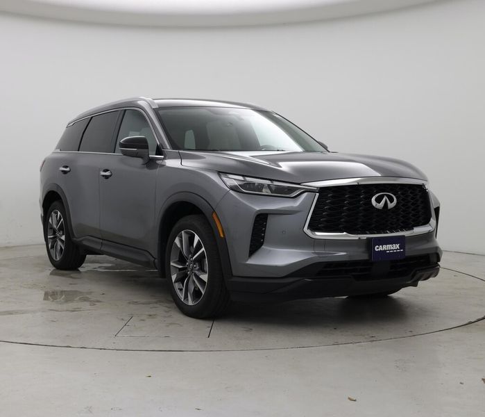 2024 Infiniti QX60 — a typically priced live listing