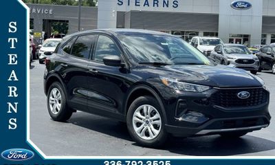 2024 Ford Escape Base