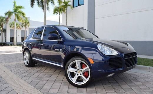 2004 Porsche Cayenne