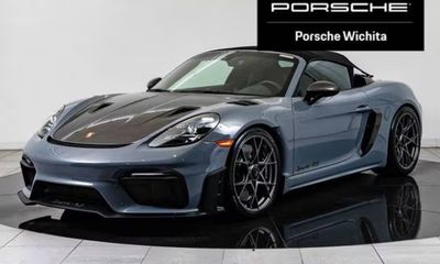 2024 Porsche 718 Spyder RS