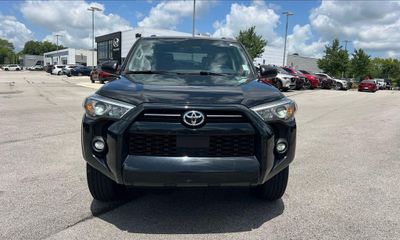 2022 Toyota 4RUNNER SR5