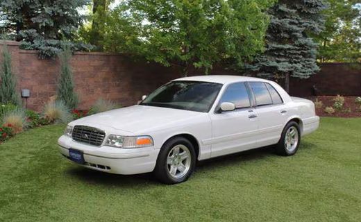1999 Ford Crown Victoria LX