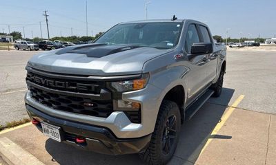 2025 Chevrolet Silverado Trail Boss Custom