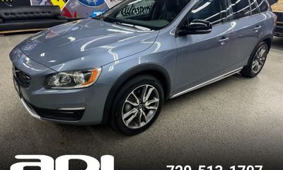 2018 Volvo V60CC Premier