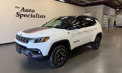 2025 Jeep Compass Trailhawk