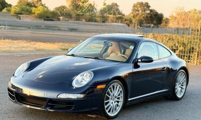 2006 Porsche 911 Carrera 4S