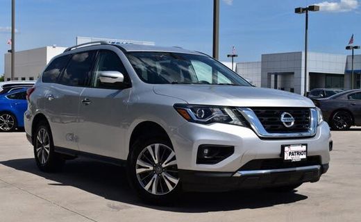 2020 Nissan Pathfinder SL