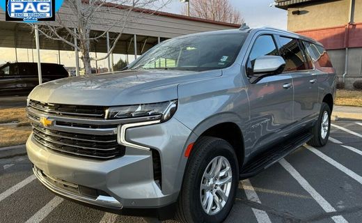 2024 Chevrolet Suburban LT