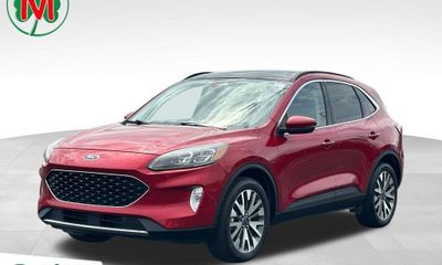 2020 Ford Escape Titanium