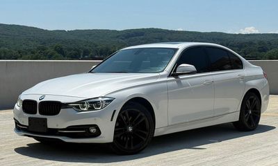 2017 BMW 330I xDrive
