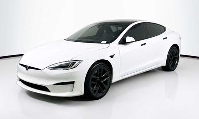 2021 Tesla Model S Plaid