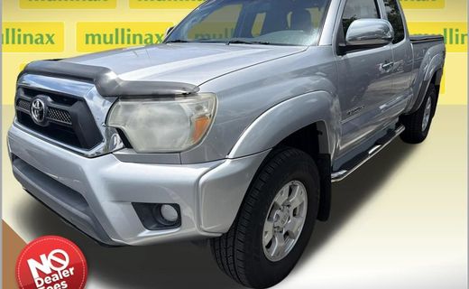 2013 Toyota Tacoma Delux