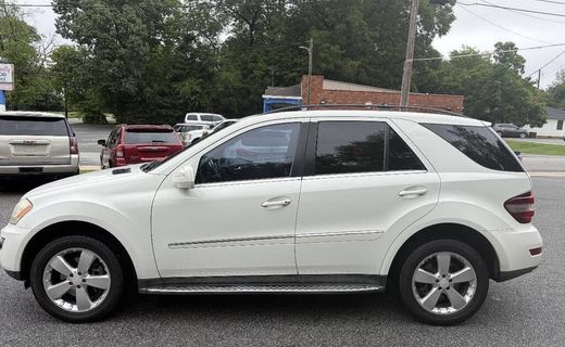 2010 Mercedes-Benz M-Class ML350