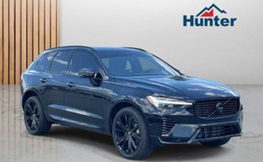2024 Volvo XC60 Plus Dark