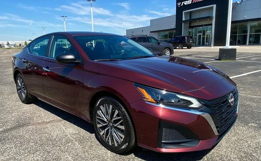 2025 Nissan Altima SV