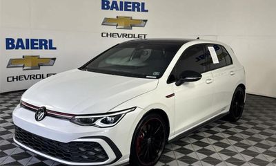 2023 Volkswagen Golf GTI 40TH Anniversary Edition