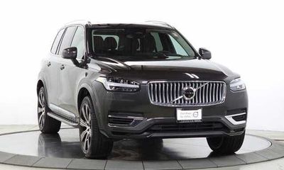 2024 Volvo XC90 Plus Bright