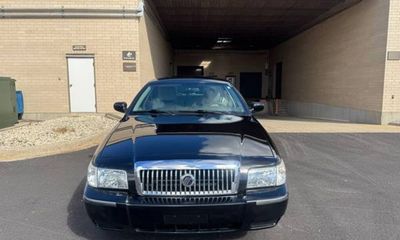 2011 Mercury Grand Marquis LS