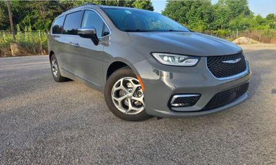 2023 Chrysler Pacifica Limited