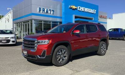 2023 GMC Acadia SLE