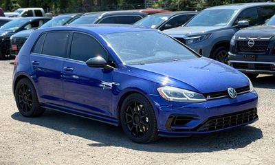 2018 Volkswagen Golf R Base