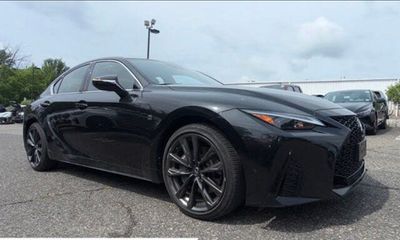 2024 Lexus IS 350