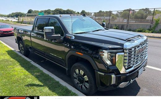 2024 GMC Sierra HD Denali